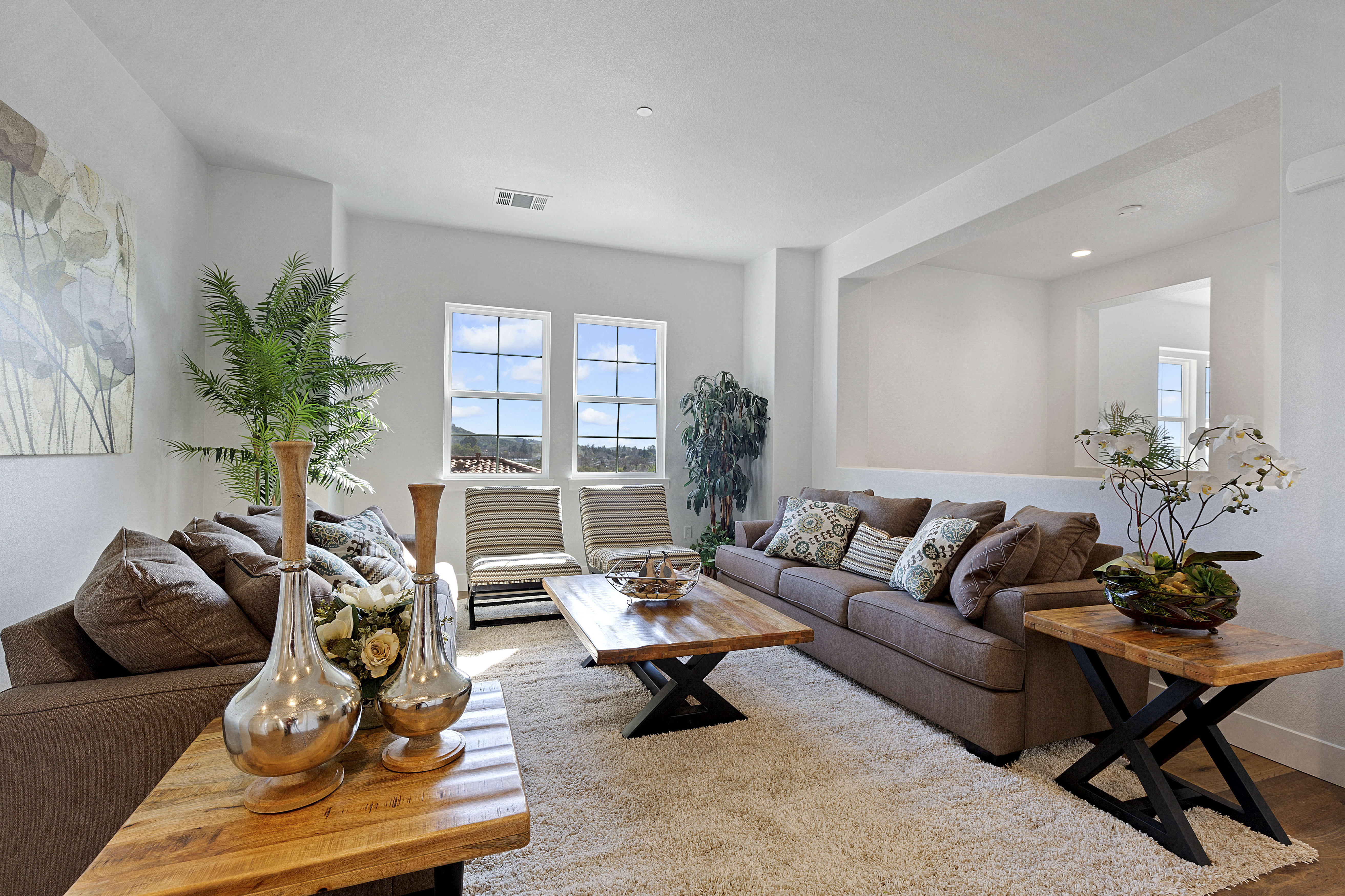 Modern living room flooring | Elite Builder Services