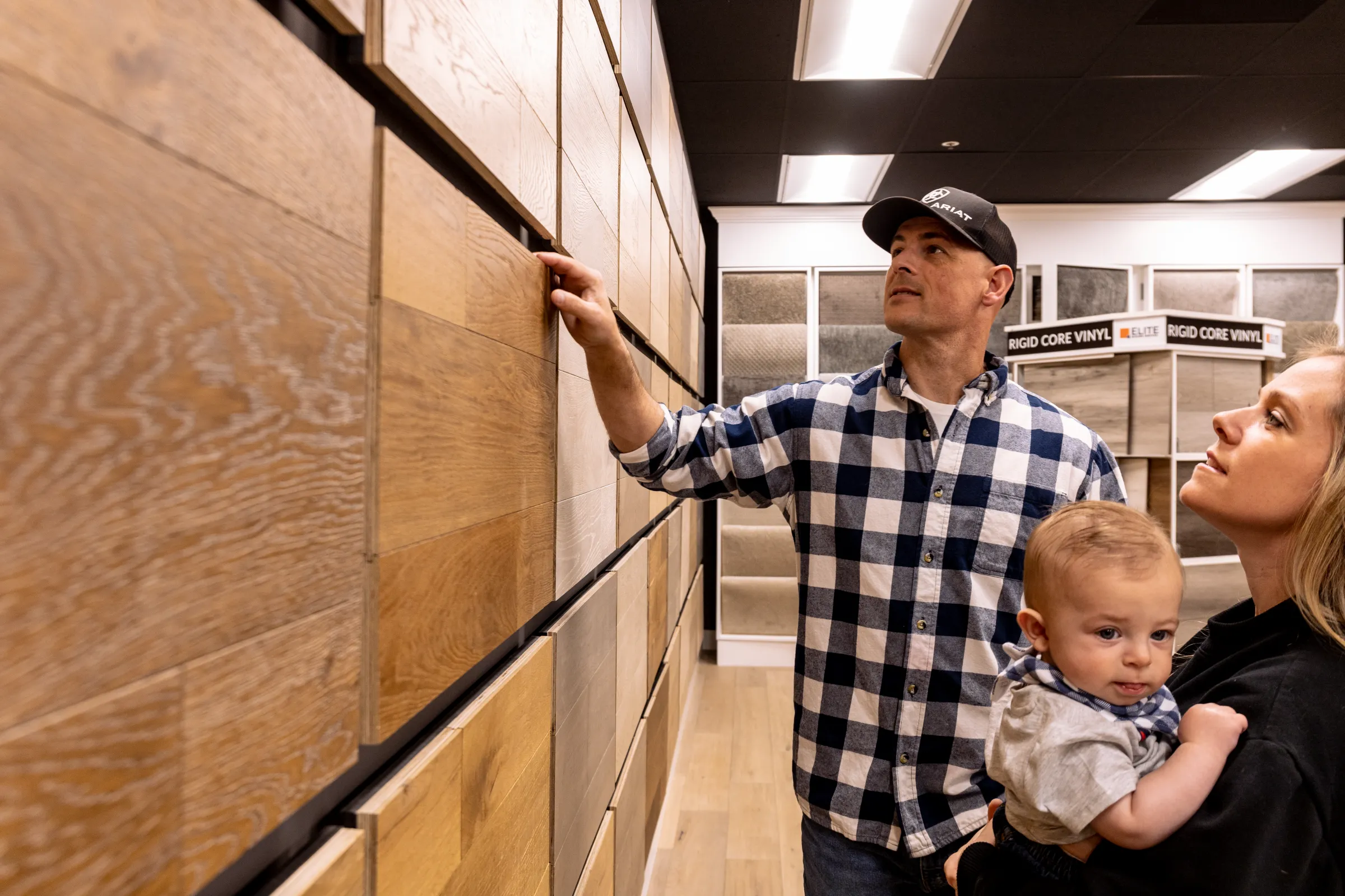 Elite6 Customer at store | Elite Builder Services